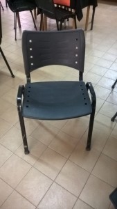 foto silla apilable reforzada