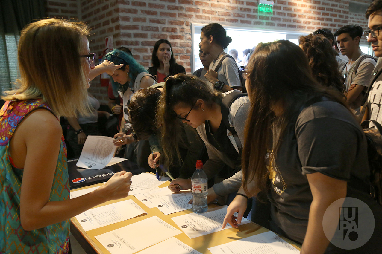 Cientos De Ingresantes Comenzaron En Iupa Instituto Universitario Patagonico De Las Artes