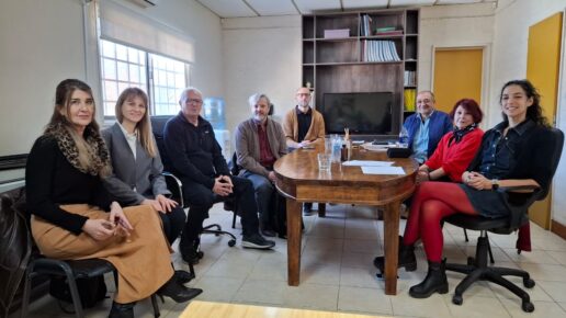 Regularización docente reparación histórica
