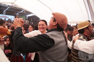 postal de coreografía maruchito