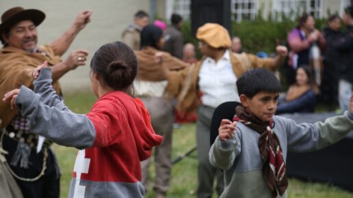 Celebración Arte Popular en Roca