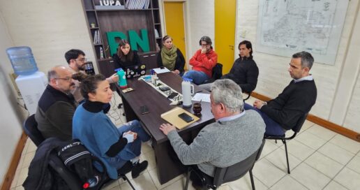 El equipo de gestión reunido con los sindicatos
